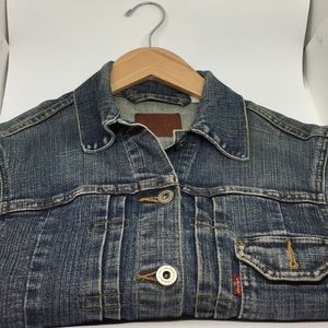 Retro style Vintage Levi’s denim jacket size M